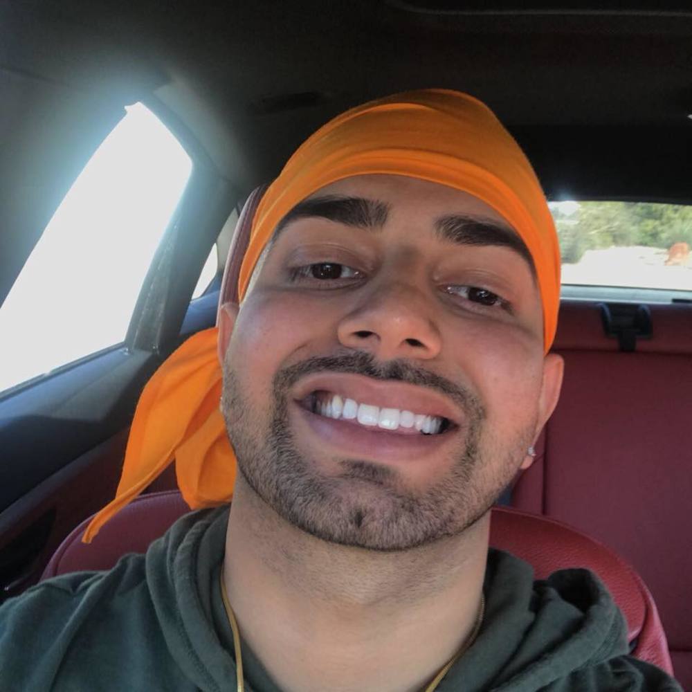 Meet your Posher, Rahul